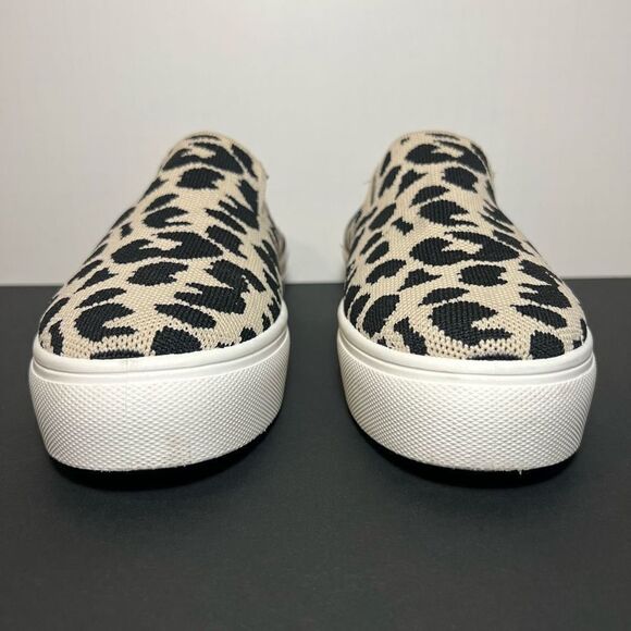Womens BAMBOO Story Leopard Print Slip On Platform Shoes / Size 8.5 - Picture 2 of 8